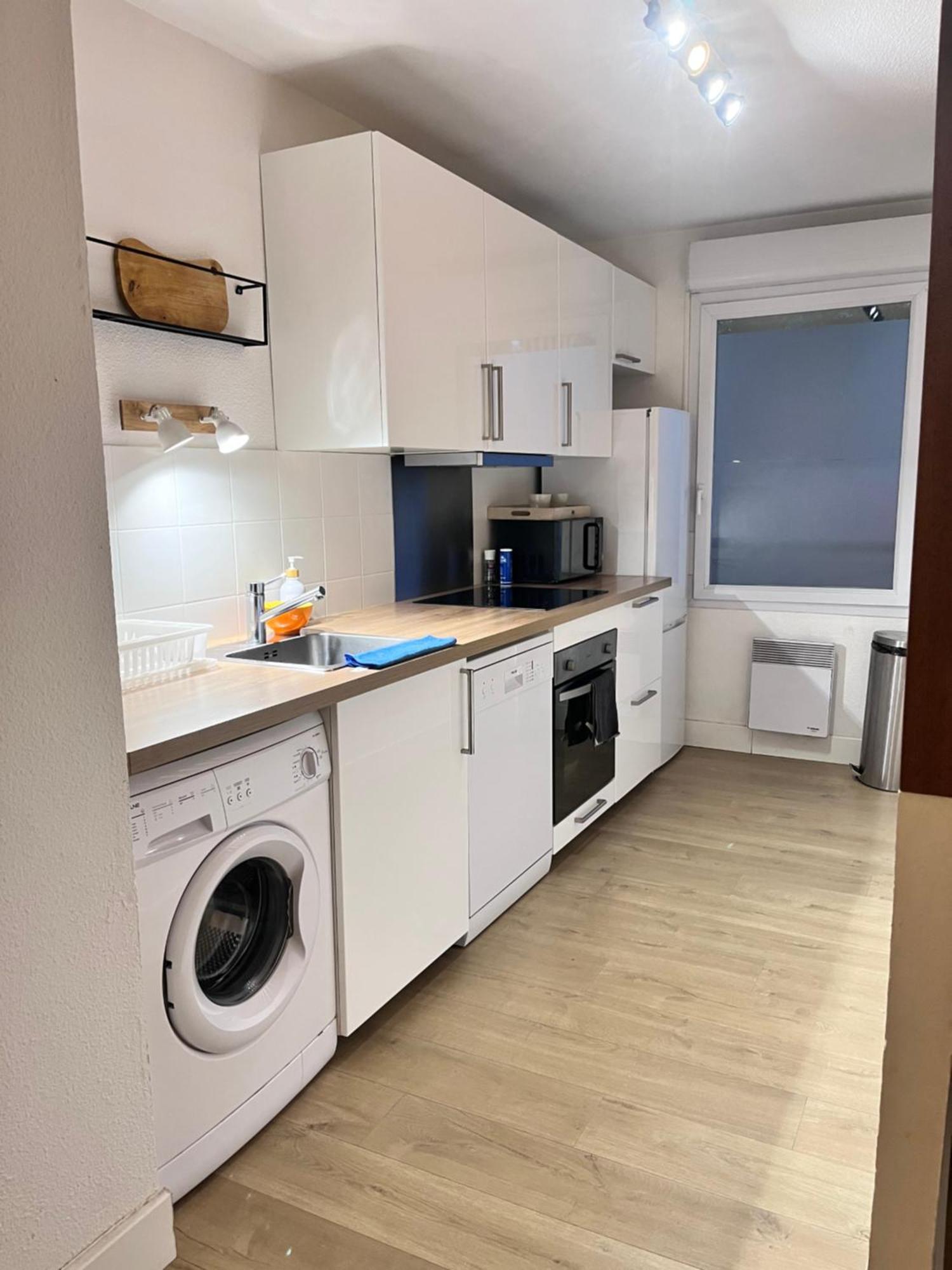 Appartement T3 Proche Remparts Avignone Esterno foto